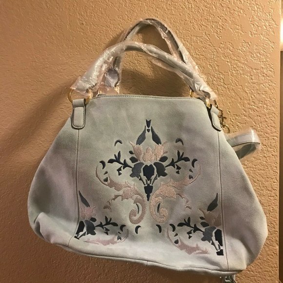 NWT G.I.L.I. Sky Blue Floral Suede Purse - Picture 1 of 3